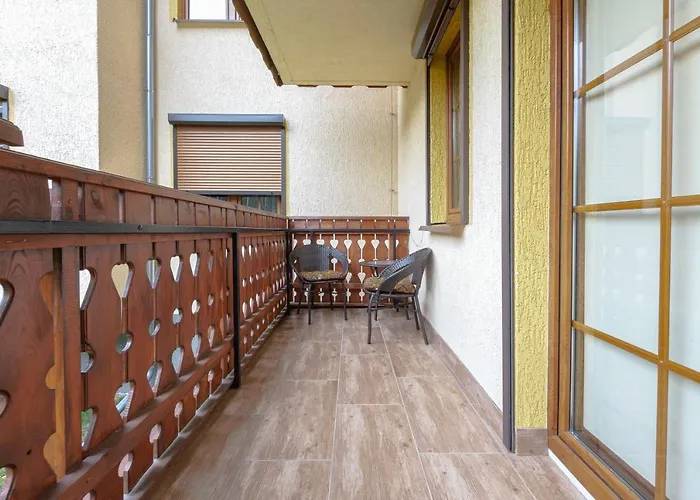 Apartment Vacationclub - Osiedle Podgorze 1c 5 *